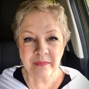 Meet your Posher, Marianne